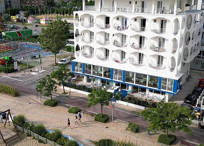 Hotel Ambasciatori Beach Front Breakfast e Brunch XXL fino alle 12 30